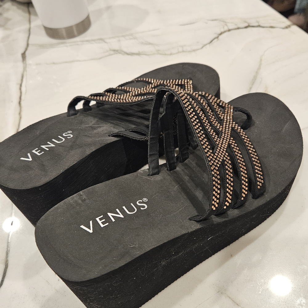 Venus Black and Brown Rhinestone Platform Sandals 8M - Picture 2 of 3